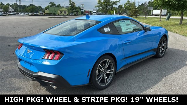 New 2025 Ford Mustang Coupe image 30