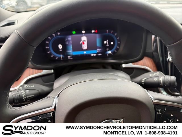 Used 2023 Volvo V60 B5 Cross Country Ultimate image 11