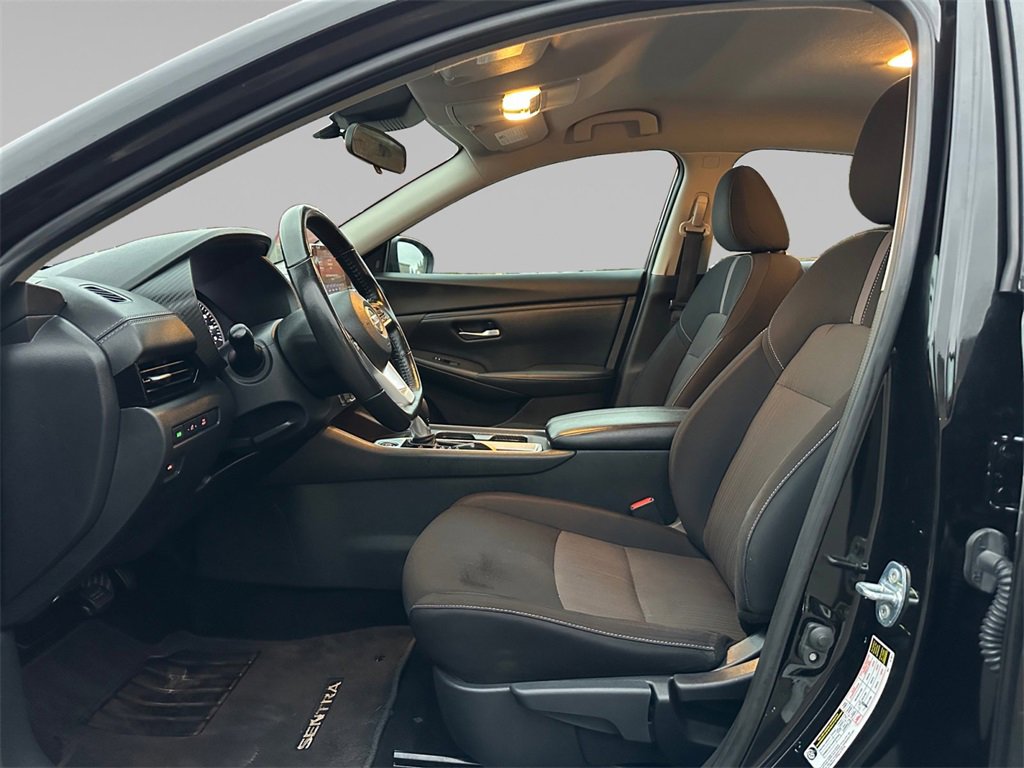 Used 2021 Nissan Sentra SV image 11