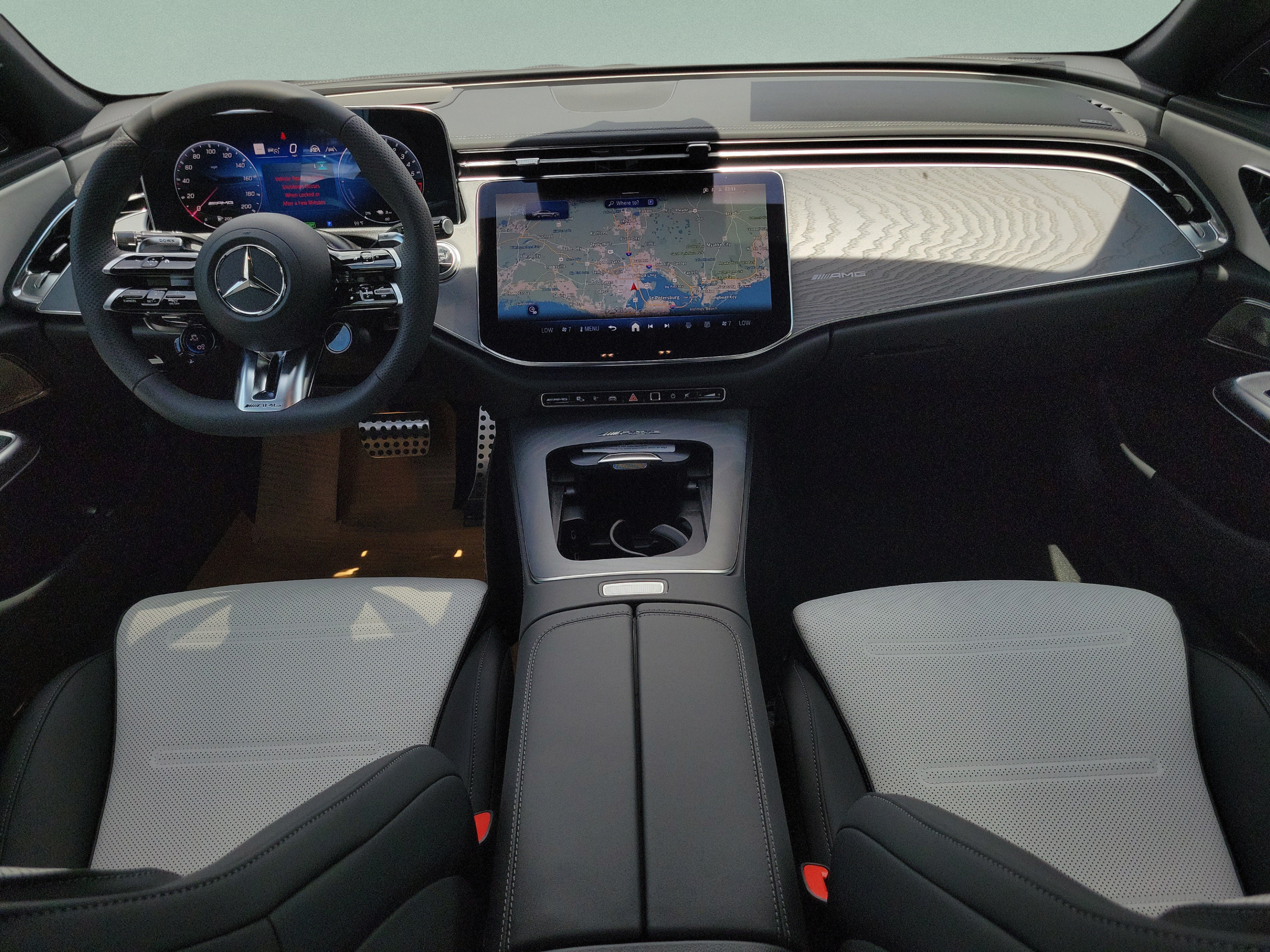 New 2026 Mercedes-Benz E 53 AMG e 4MATIC Sedan image 12