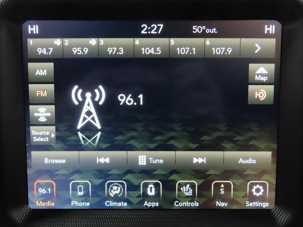 Used 2023 Jeep Wrangler Unlimited Sahara image 17