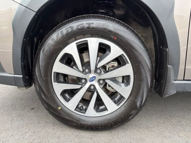 Used 2024 Subaru Outback Premium AWD/4WD image 25