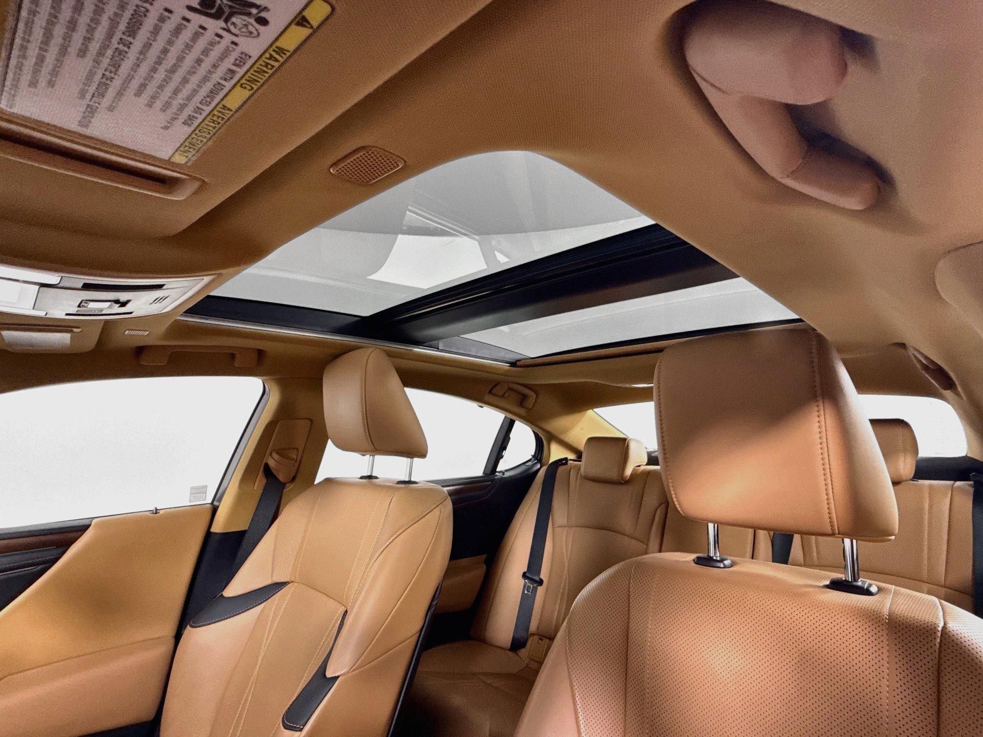 Used 2024 Lexus ES 350 Ultra Luxury w/ Accessory Package (Z2) FWD image 14