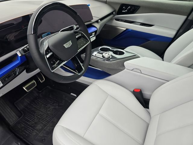 New 2026 Cadillac Optiq Luxury 1 RWD image 21