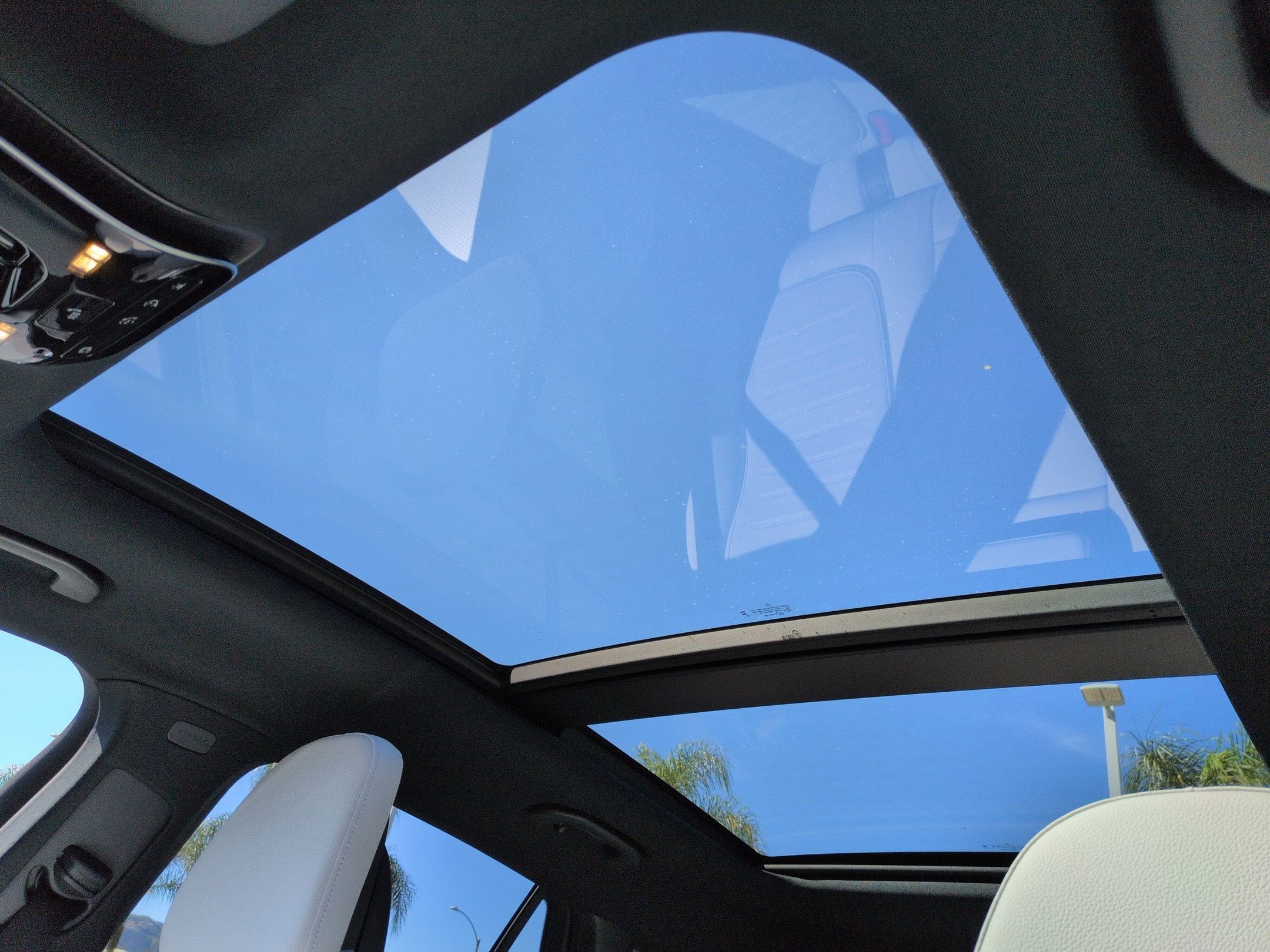 Used 2023 Mercedes-Benz GLC 300 4MATIC image 28