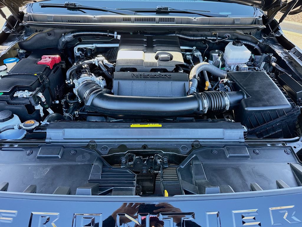 Used 2024 Nissan Frontier SL w/ Technology Package image 28