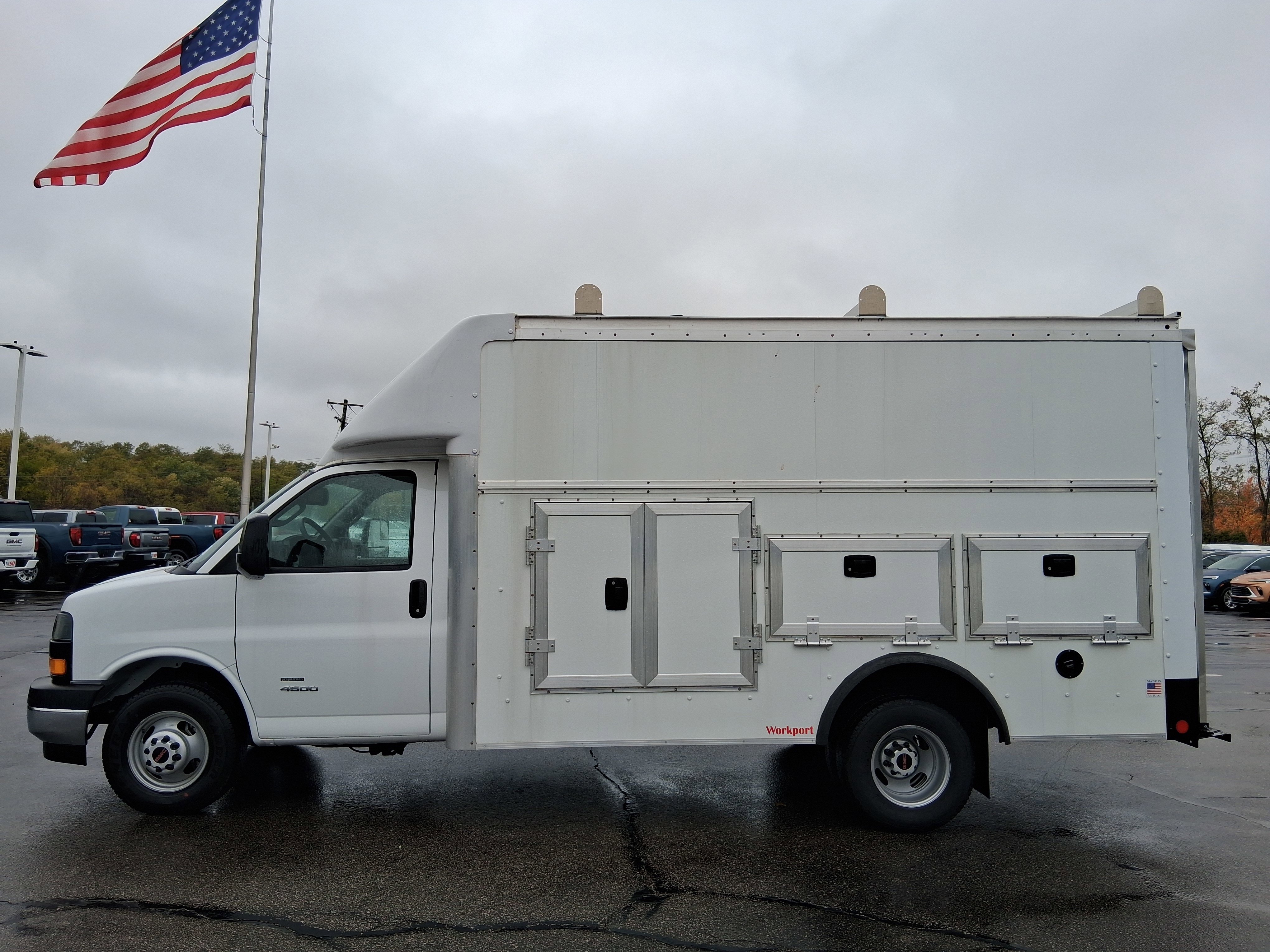 New 2025 GMC Savana 3500 w/ Power Convenience Package image 1