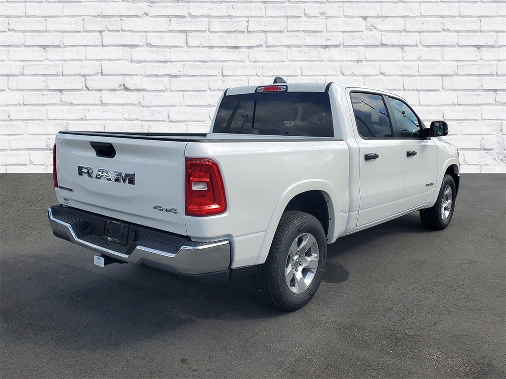 New 2025 RAM 1500 4x4 Crew Cab image 2