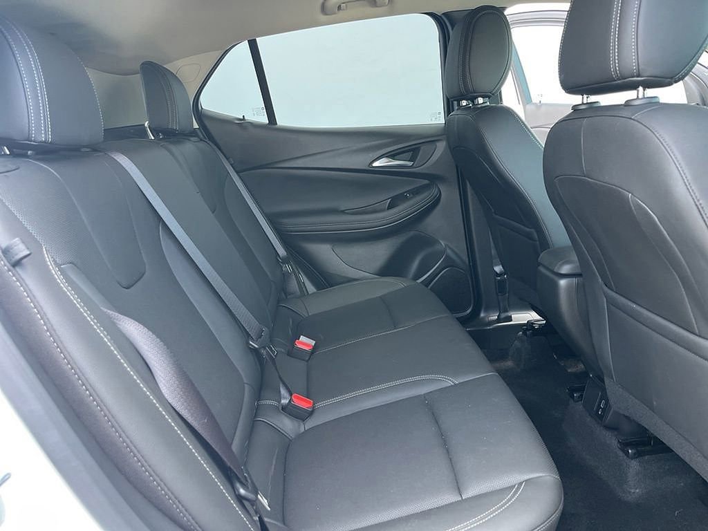 Used 2024 Buick Encore GX Sport Touring FWD image 51