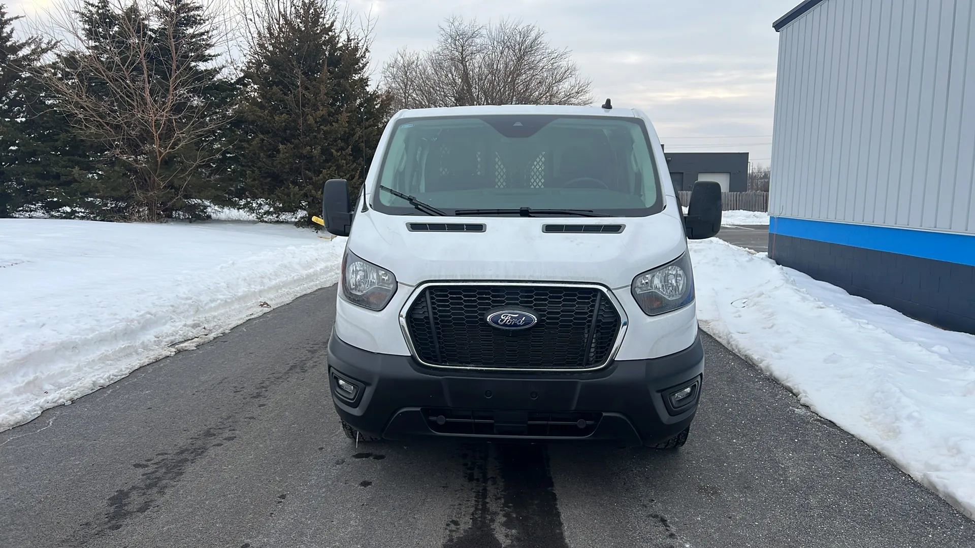 Used 2024 Ford Transit 250 Low Roof w/ Exterior Upgrade Package image 2