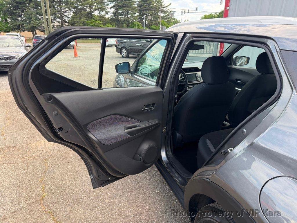 Used 2020 Nissan Kicks SV FWD image 10
