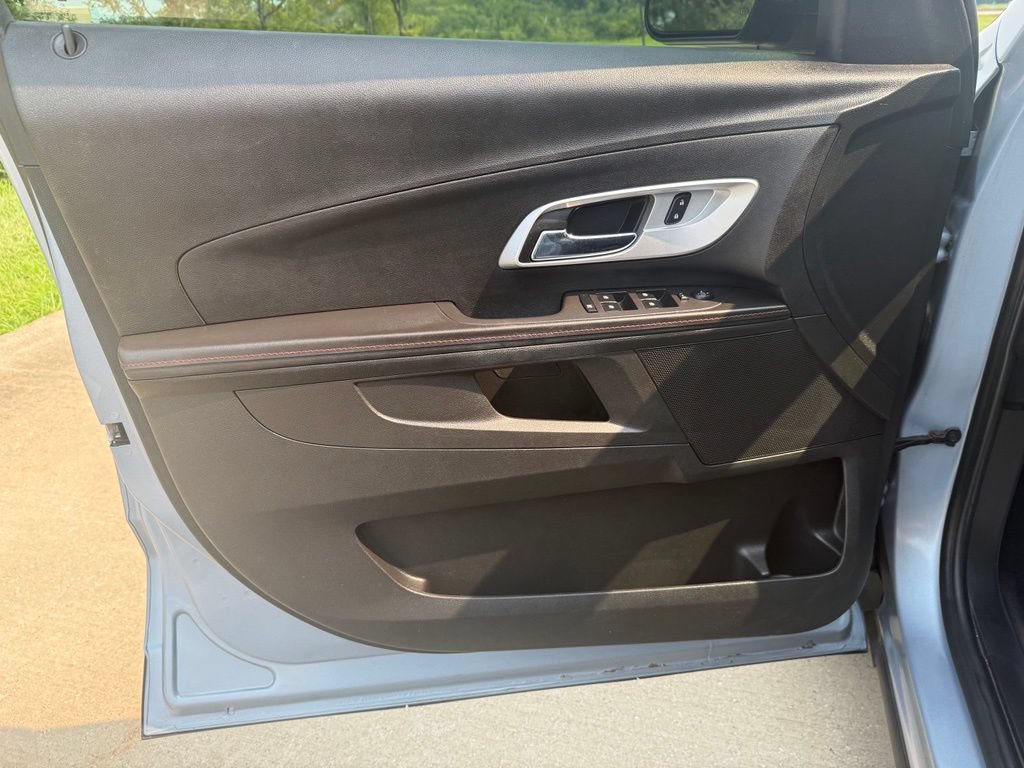 Used 2015 Chevrolet Equinox LT w/ Driver Convenience Package FWD image 24