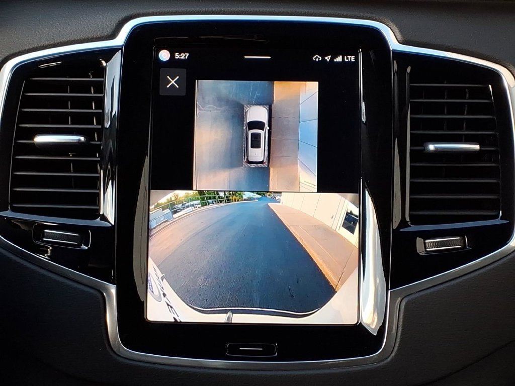 Certified 2024 Volvo XC90 T8 Ultimate w/ Protection Package Premier AWD/4WD image 18