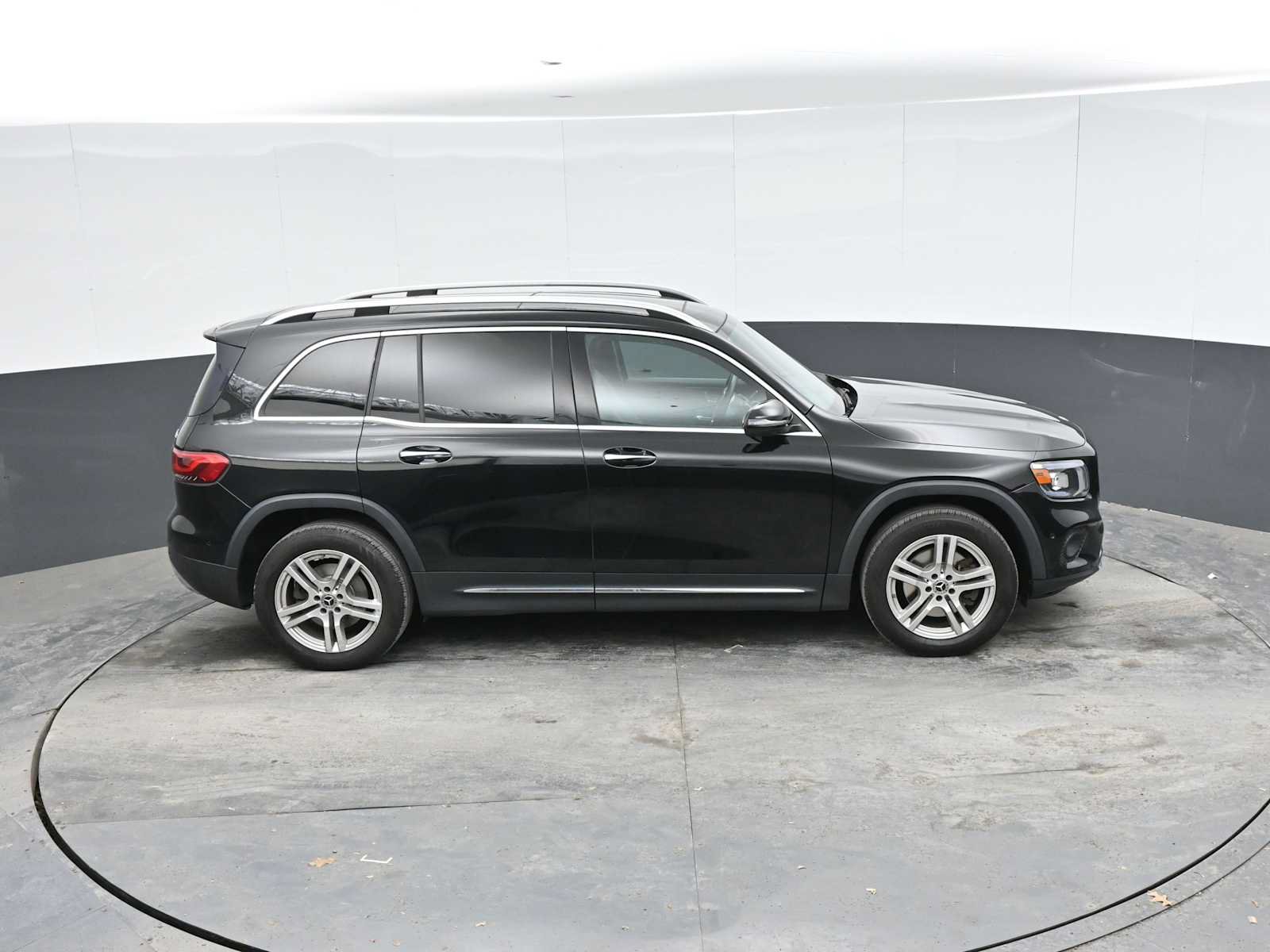 Used 2021 Mercedes-Benz GLB 250 4MATIC image 19