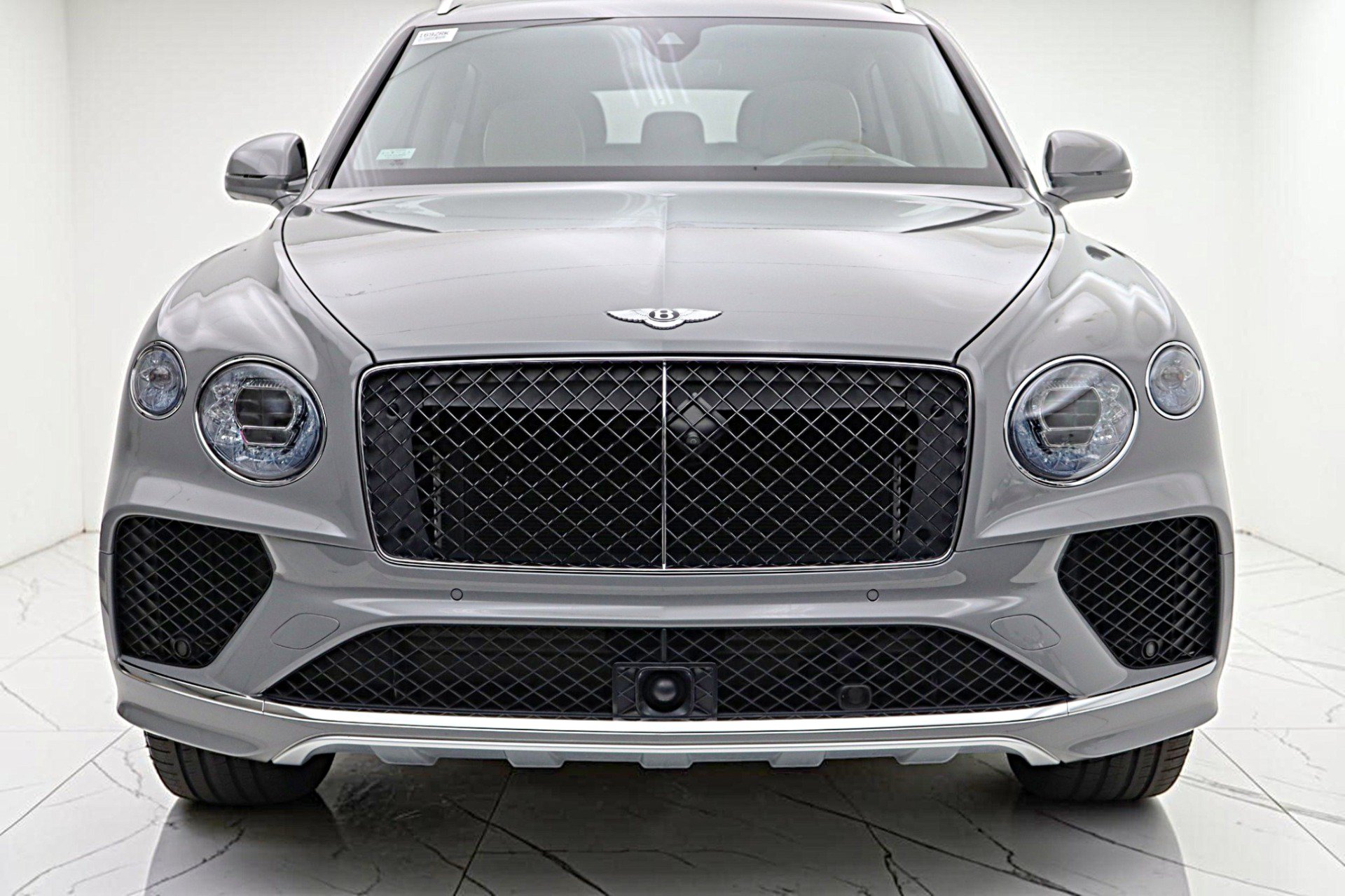 Used 2024 Bentley Bentayga Extended Wheelbase AWD/4WD image 22