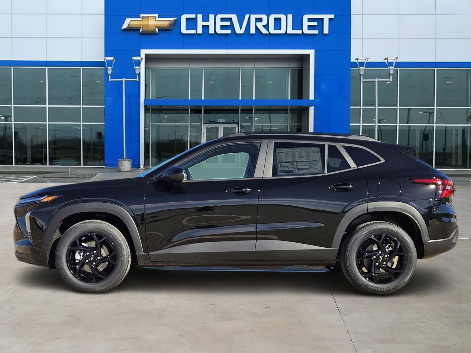 New 2026 Chevrolet Trax LT image 3