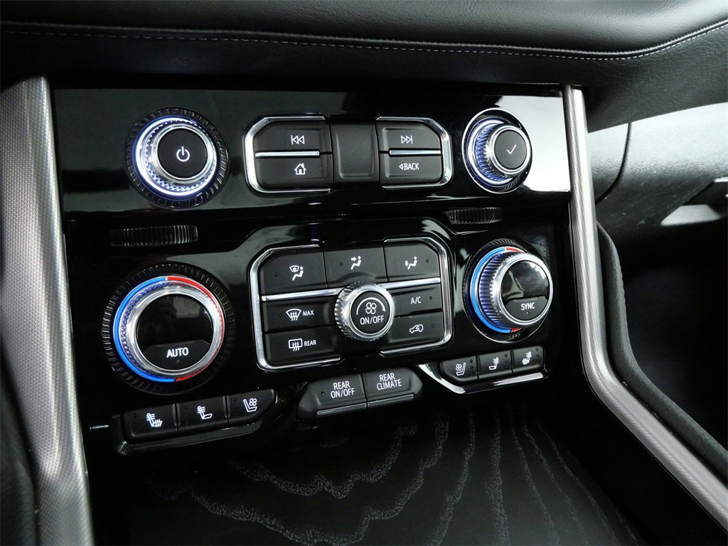 Used 2022 GMC Yukon XL Denali image 21