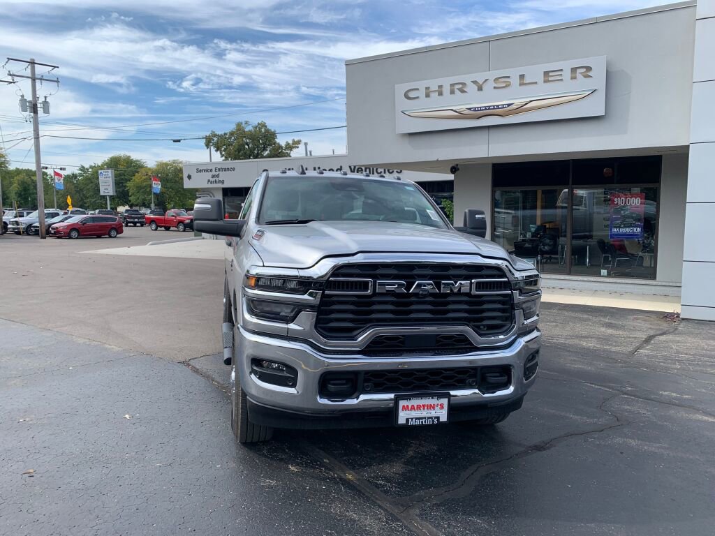 New 2026 RAM 3500 Tradesman image 3