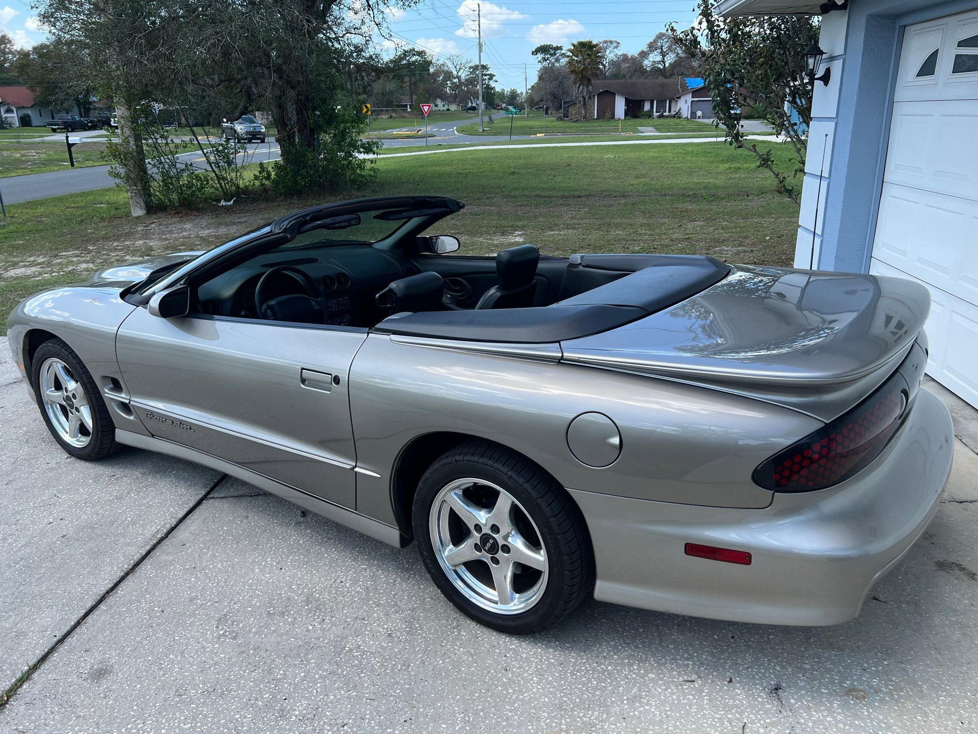 Used 2000 Pontiac Firebird Trans Am RWD image 8