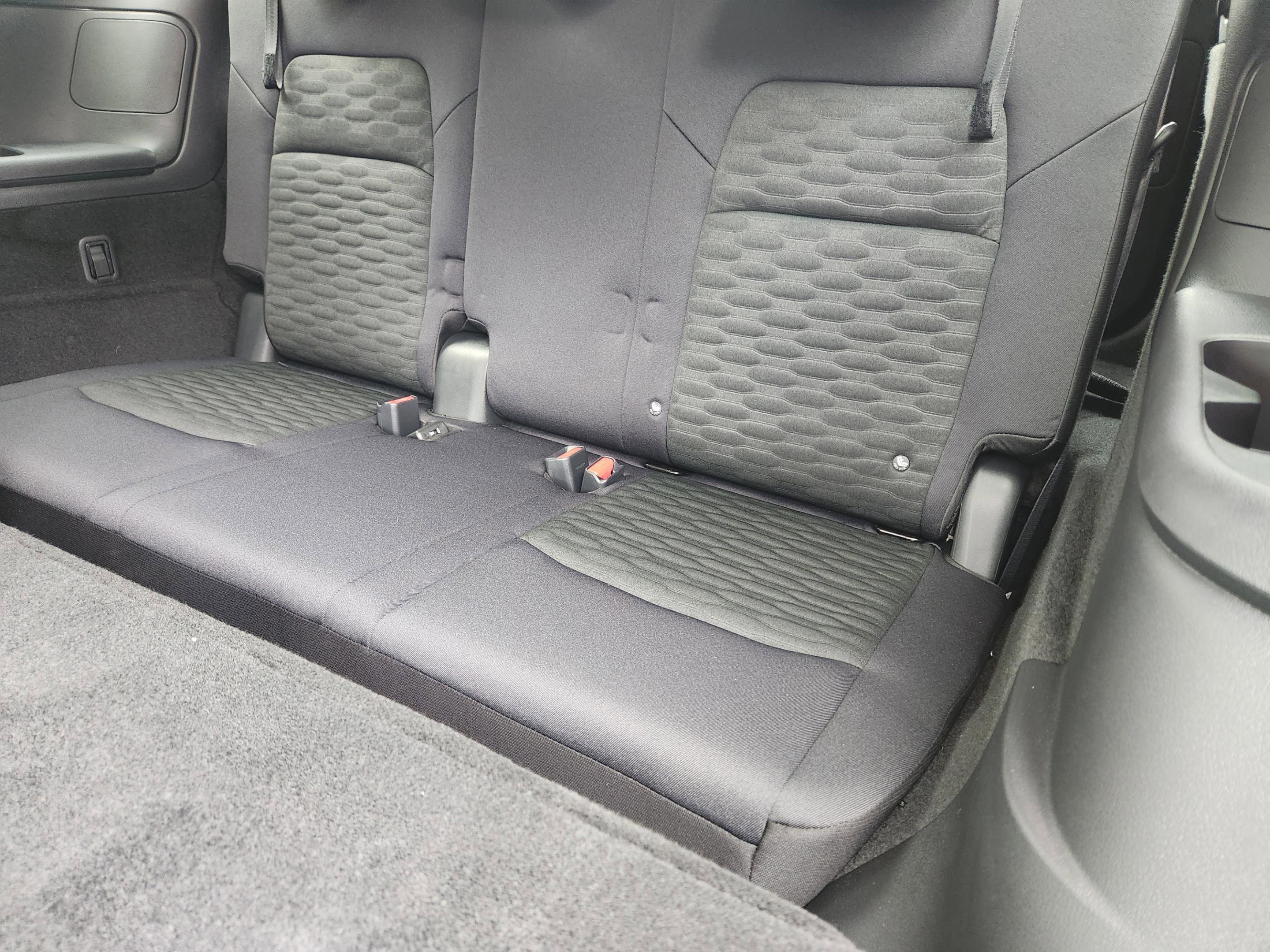 Used 2025 Nissan Pathfinder SV w/ Black Appearance Package image 30