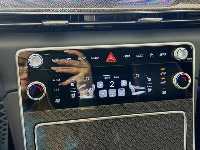 New 2026 Genesis GV80 3.5T e-SC AWD/4WD image 14