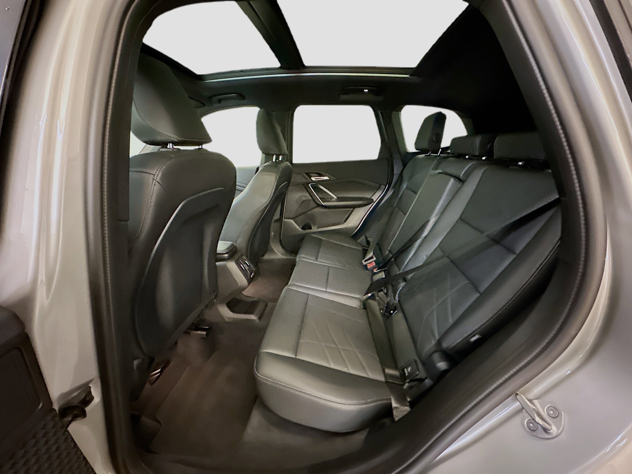 Used 2025 BMW X1 xDrive28i AWD/4WD image 29