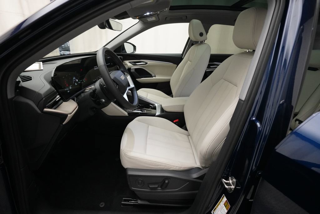 Used 2025 Audi Q5 Premium w/ Convenience Package AWD/4WD image 7