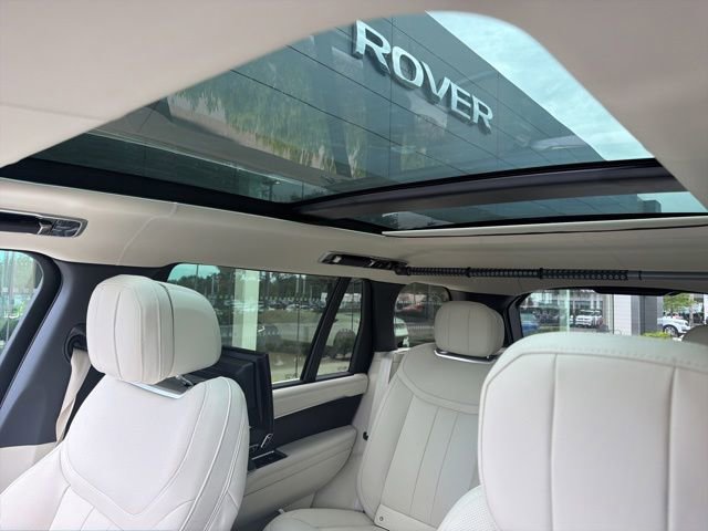 Used 2023 Land Rover Range Rover Long Wheelbase Autobiography AWD/4WD image 12