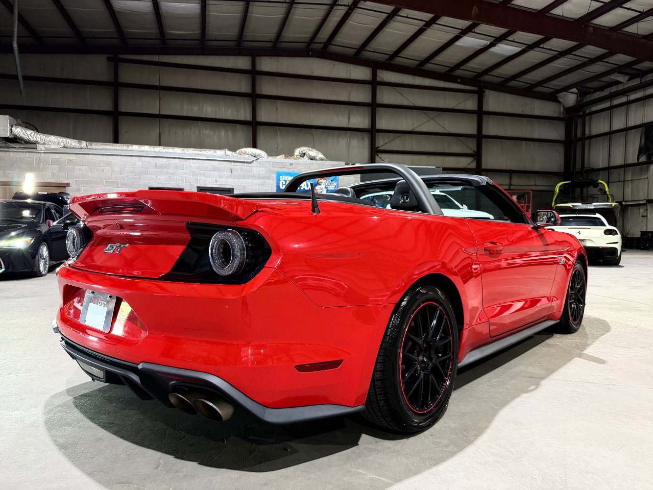 Used 2019 Ford Mustang GT Premium RWD image 5
