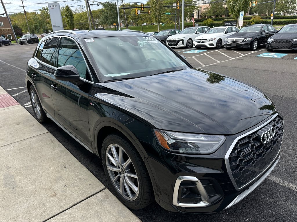 Certified 2023 Audi Q5 e Premium Plus AWD/4WD image 16