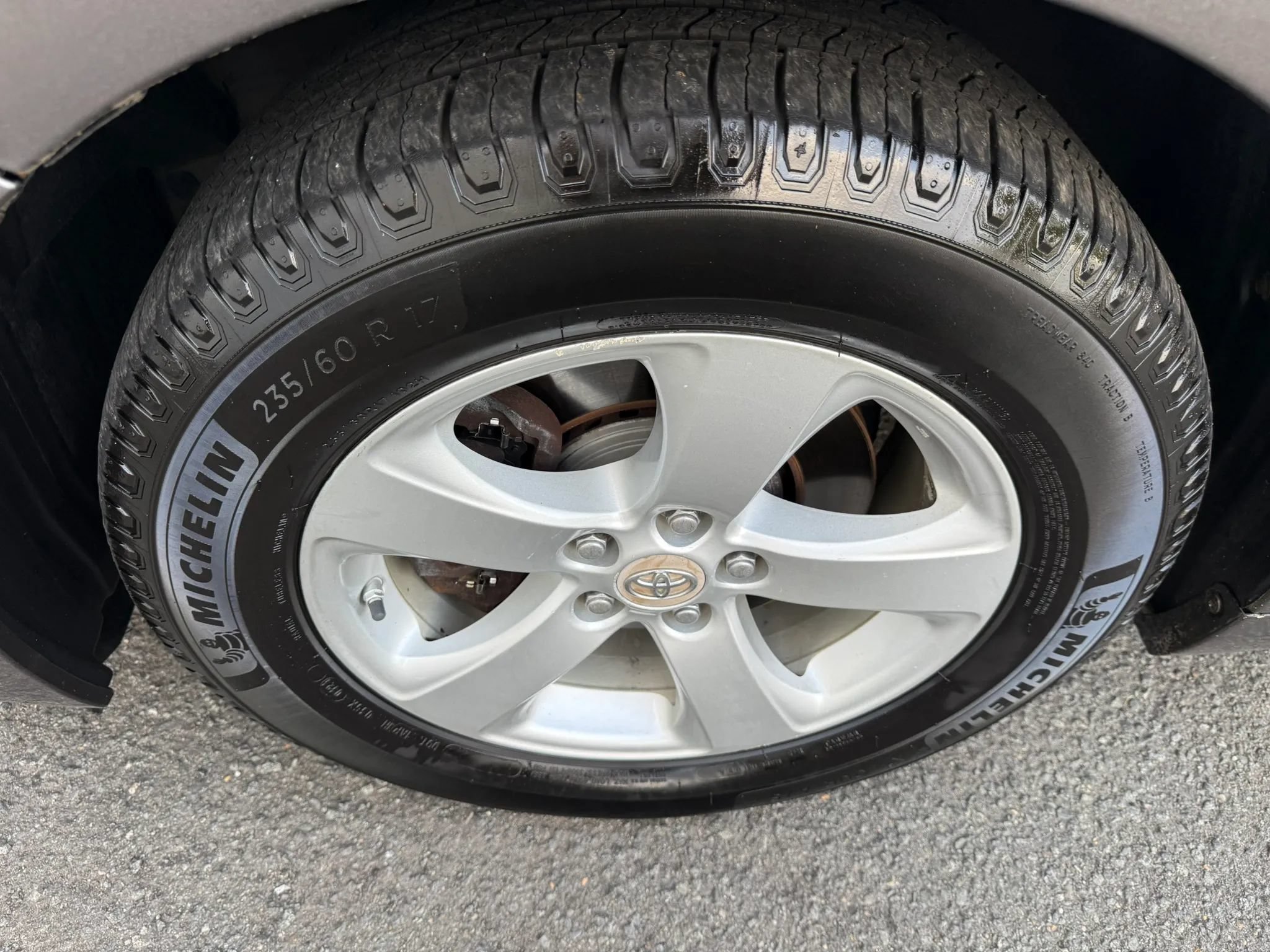 Used 2012 Toyota Sienna LE FWD image 36
