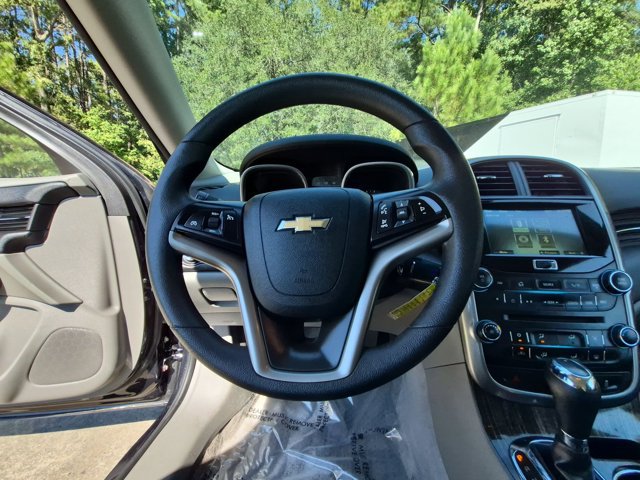 Used 2015 Chevrolet Malibu LT FWD image 28