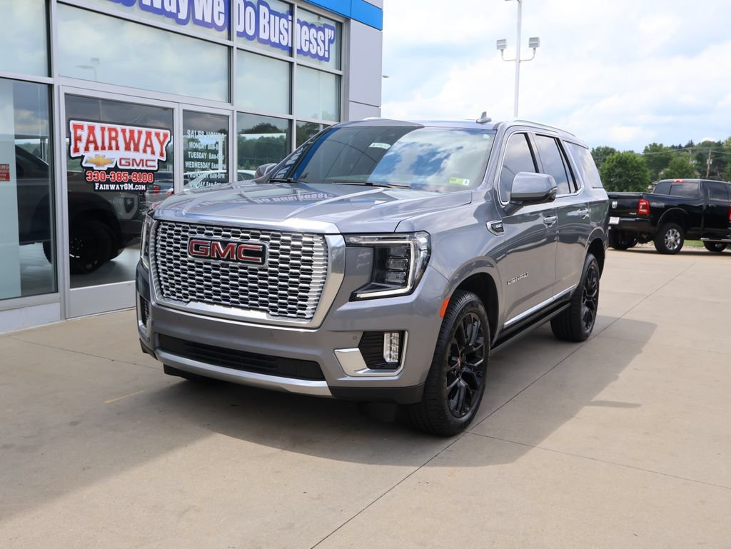 Used 2022 GMC Yukon Denali w/ Denali Premium Package AWD/4WD image 6