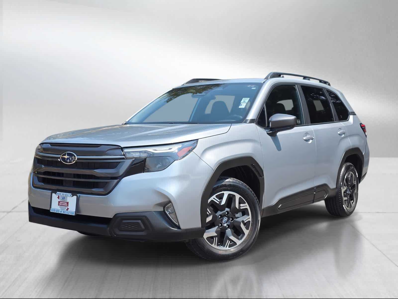 Certified 2025 Subaru Forester Premium AWD/4WD image 1