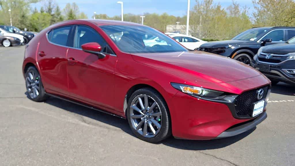 Used 2020 MAZDA MAZDA3 AWD Hatchback w/ Preferred Pkg image 2
