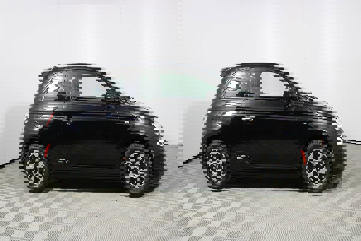 Used 2017 FIAT 500 e image 32