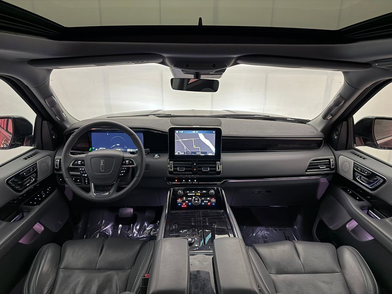 Used 2019 Lincoln Navigator Reserve image 27