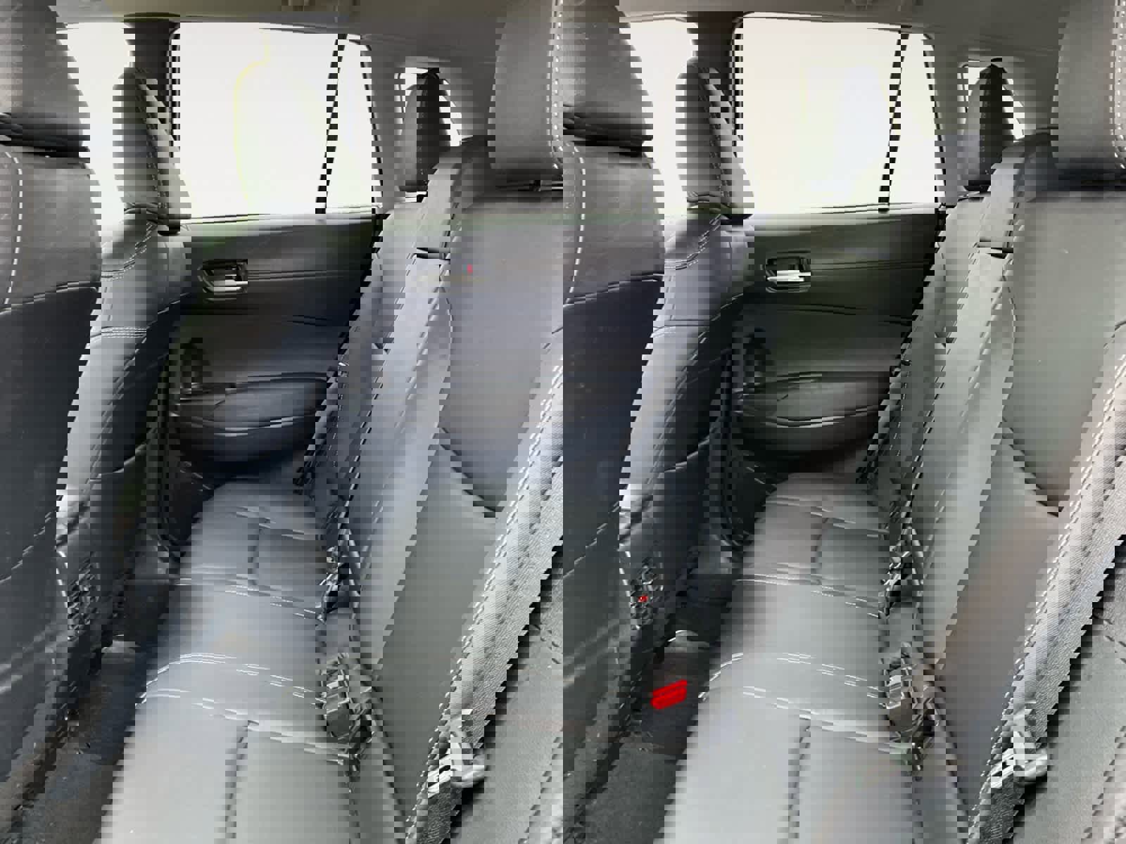 Used 2023 Toyota Corolla Cross XLE image 15