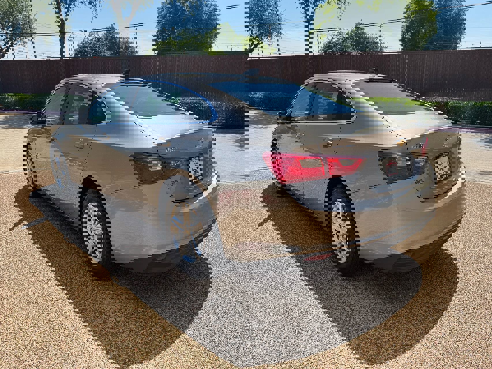 Used 2022 Chevrolet Malibu LS FWD image 10