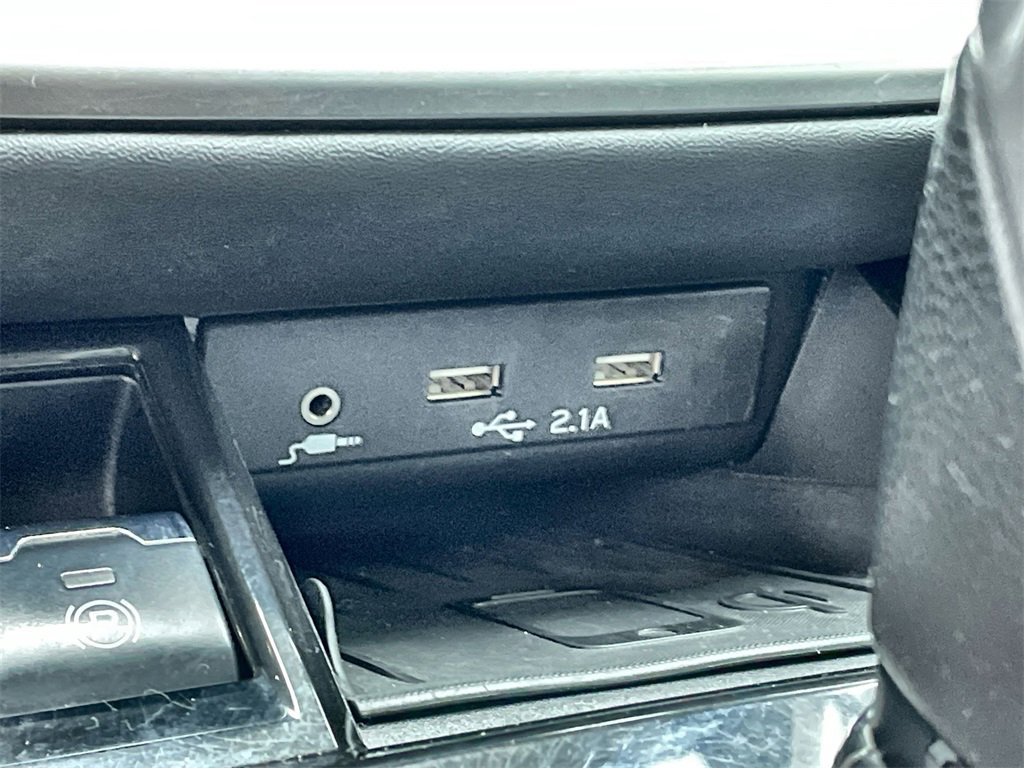 Used 2021 Subaru Outback Limited image 25