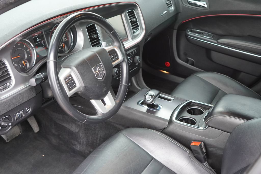Used 2013 Dodge Charger SXT Plus RWD image 12