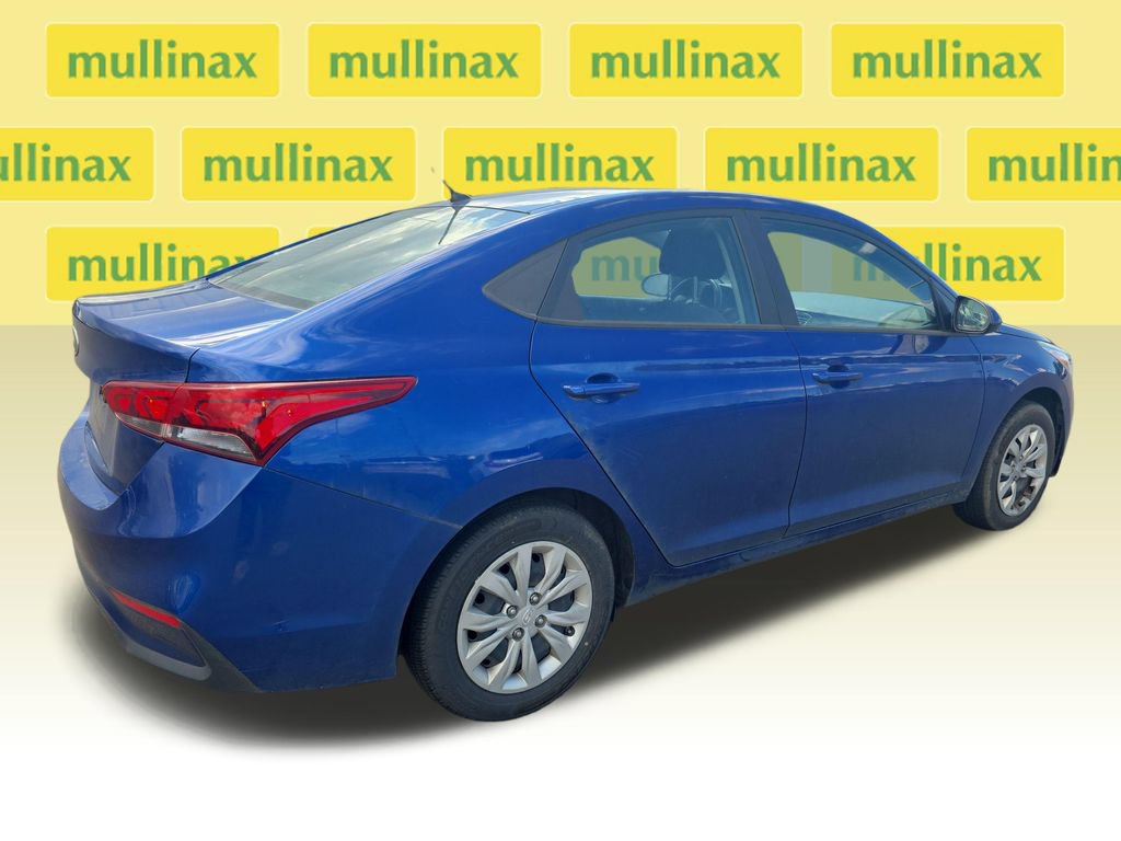 Used 2021 Hyundai Accent SE FWD image 3