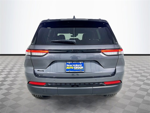 New 2025 Jeep Grand Cherokee 4WD image 5