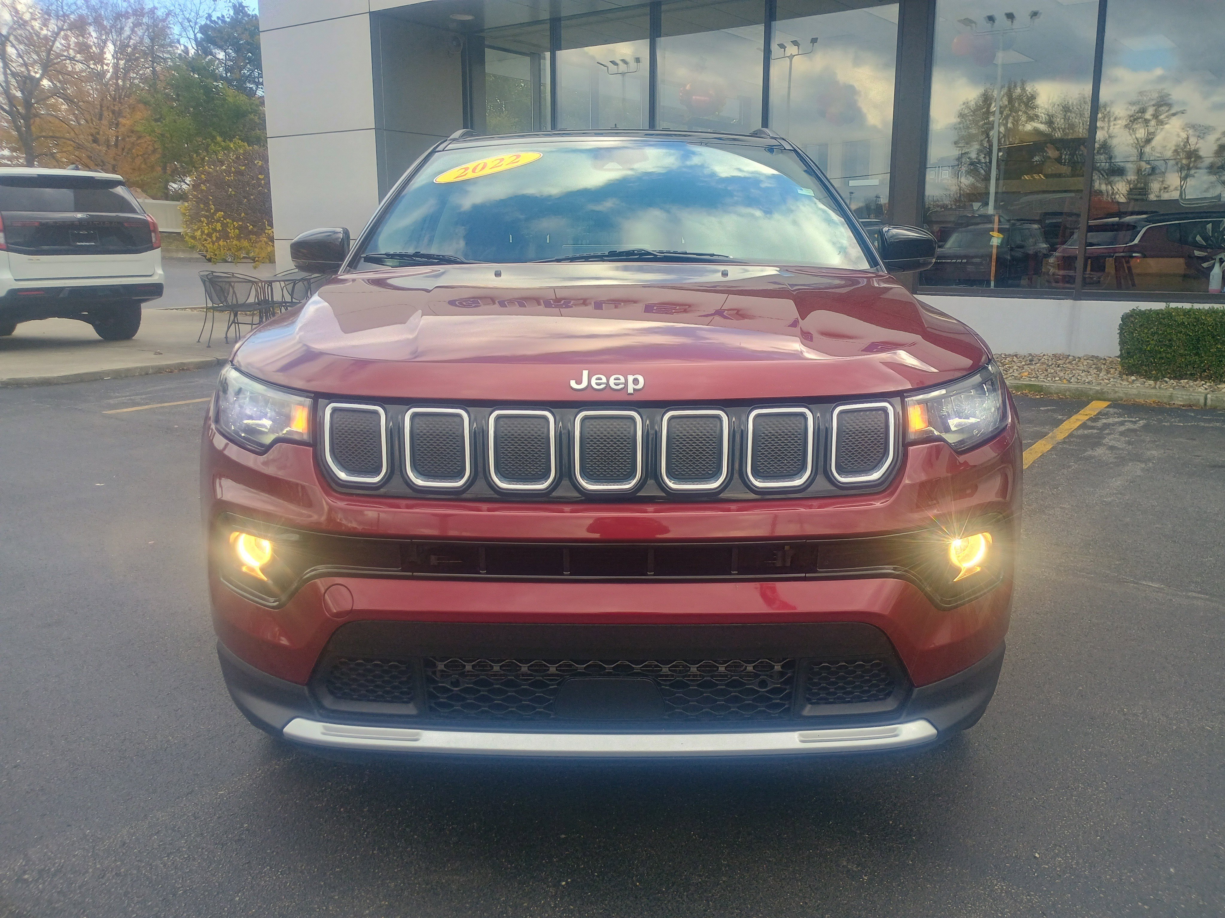 Used 2022 Jeep Compass Limited image 2