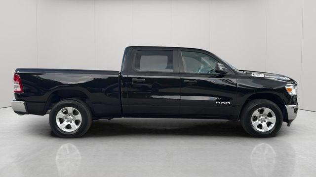 Used 2023 RAM 1500 Big Horn AWD/4WD image 3