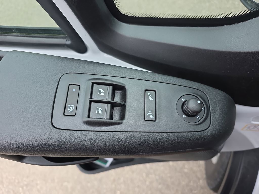 New 2026 RAM ProMaster 2500 w/ Convenience Group image 25