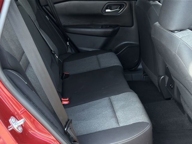 Used 2024 Nissan Rogue SV image 36