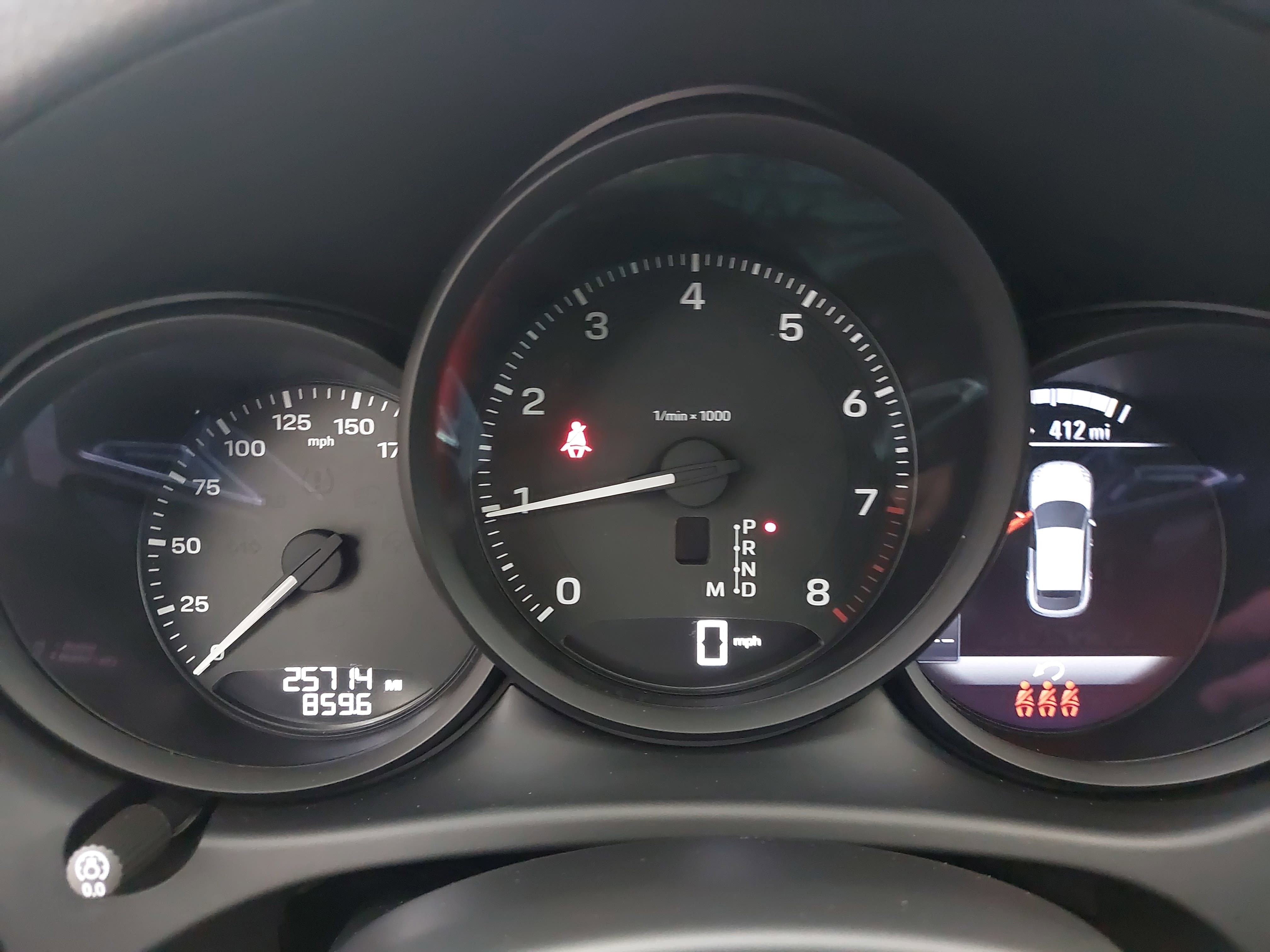 Certified 2022 Porsche Macan image 21