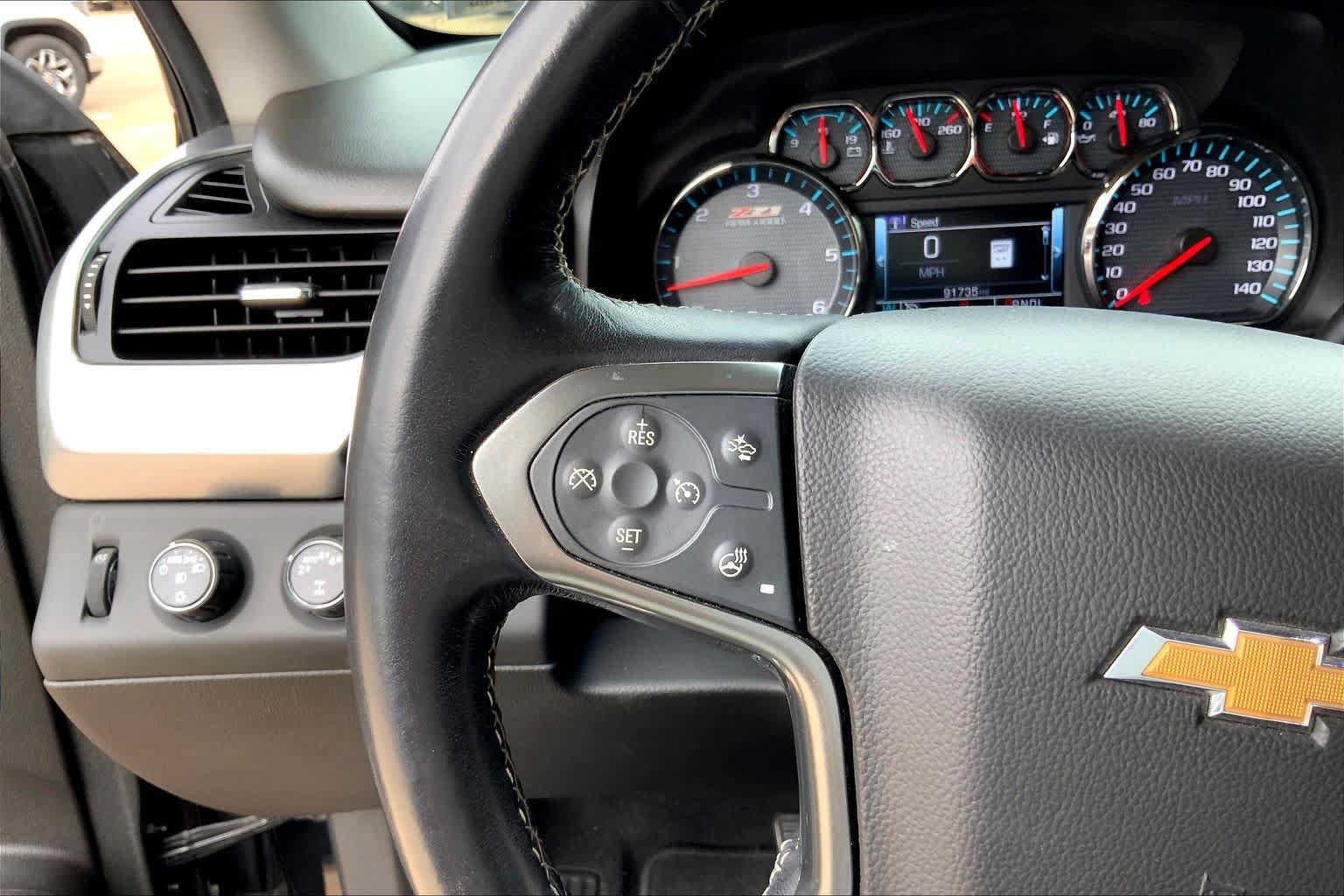 Used 2020 Chevrolet Suburban LT AWD/4WD image 23