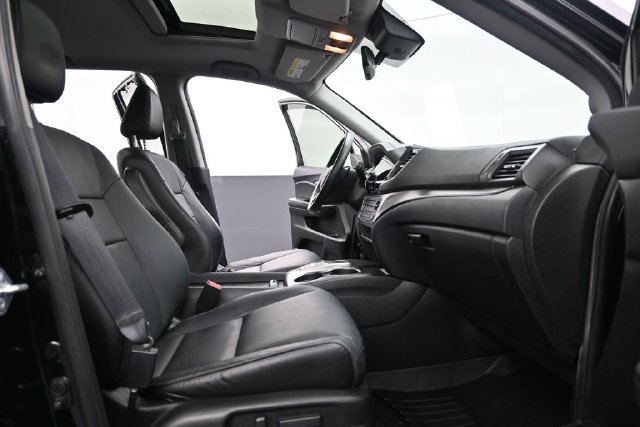 Certified 2021 Honda Pilot Special Edition image 6